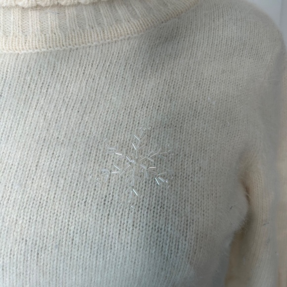RW& Co Cream Turtleneck Sweater with Beaded Snowflake and Fuzzy Texture Size L - Picture 3 of 7